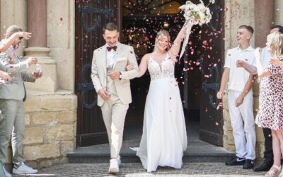 Pétales ou bulles ? Comment choisir sa sortie de cérémonie