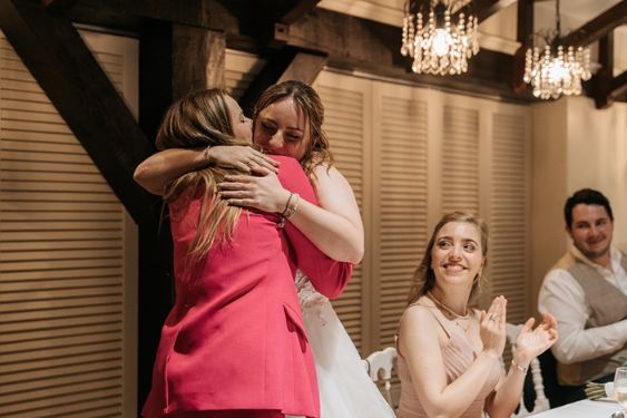 Comment réussir son discours de témoin de mariage parfait ?